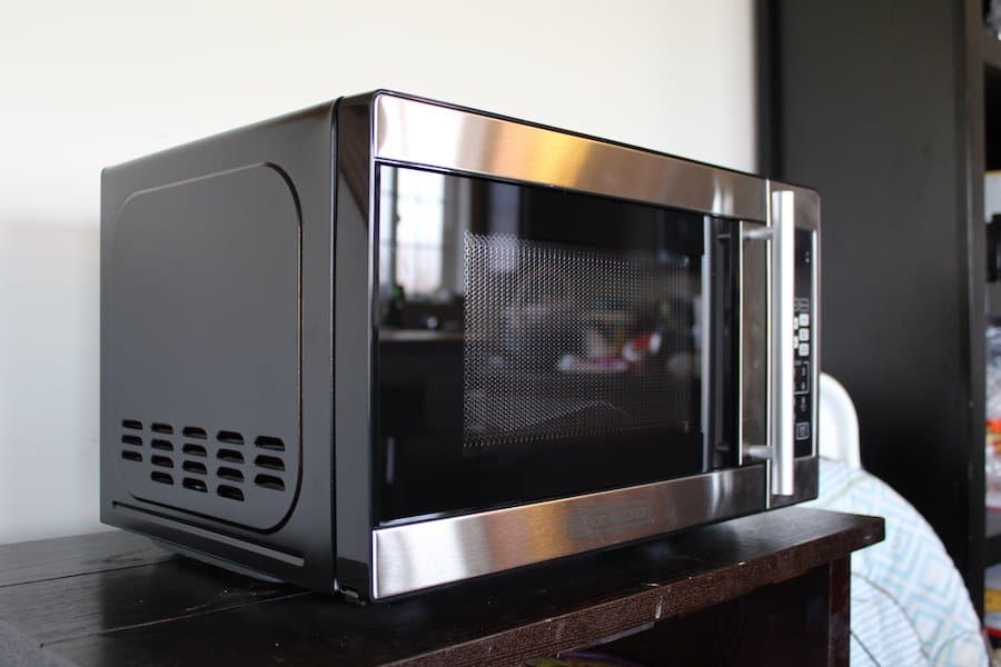 Know about the different sizes of microwave ovens.